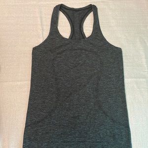 Lululemon racer back tank, black/green, Size 8